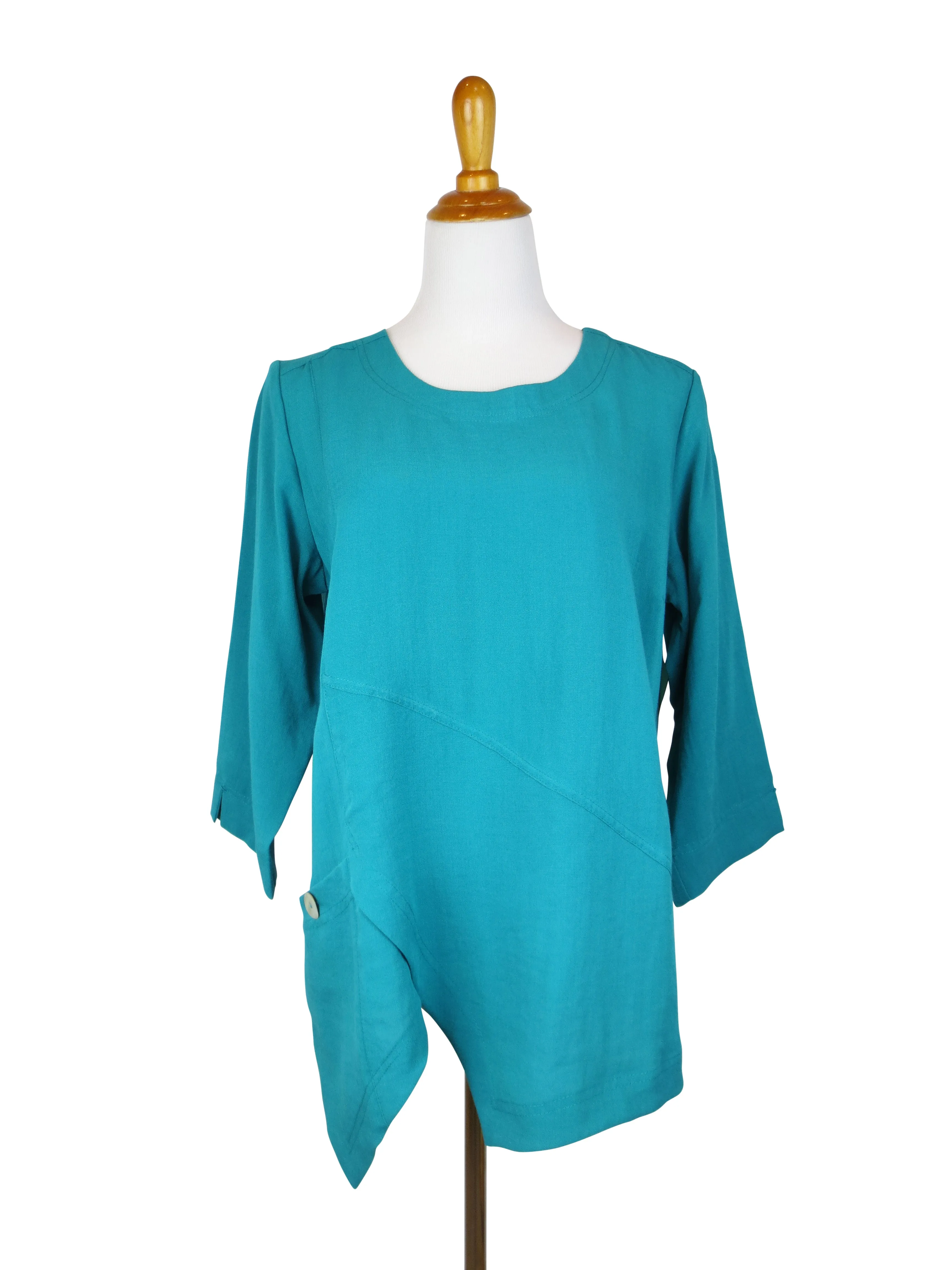 AA123 - Linen Pullover w/ Asymmetric Hem