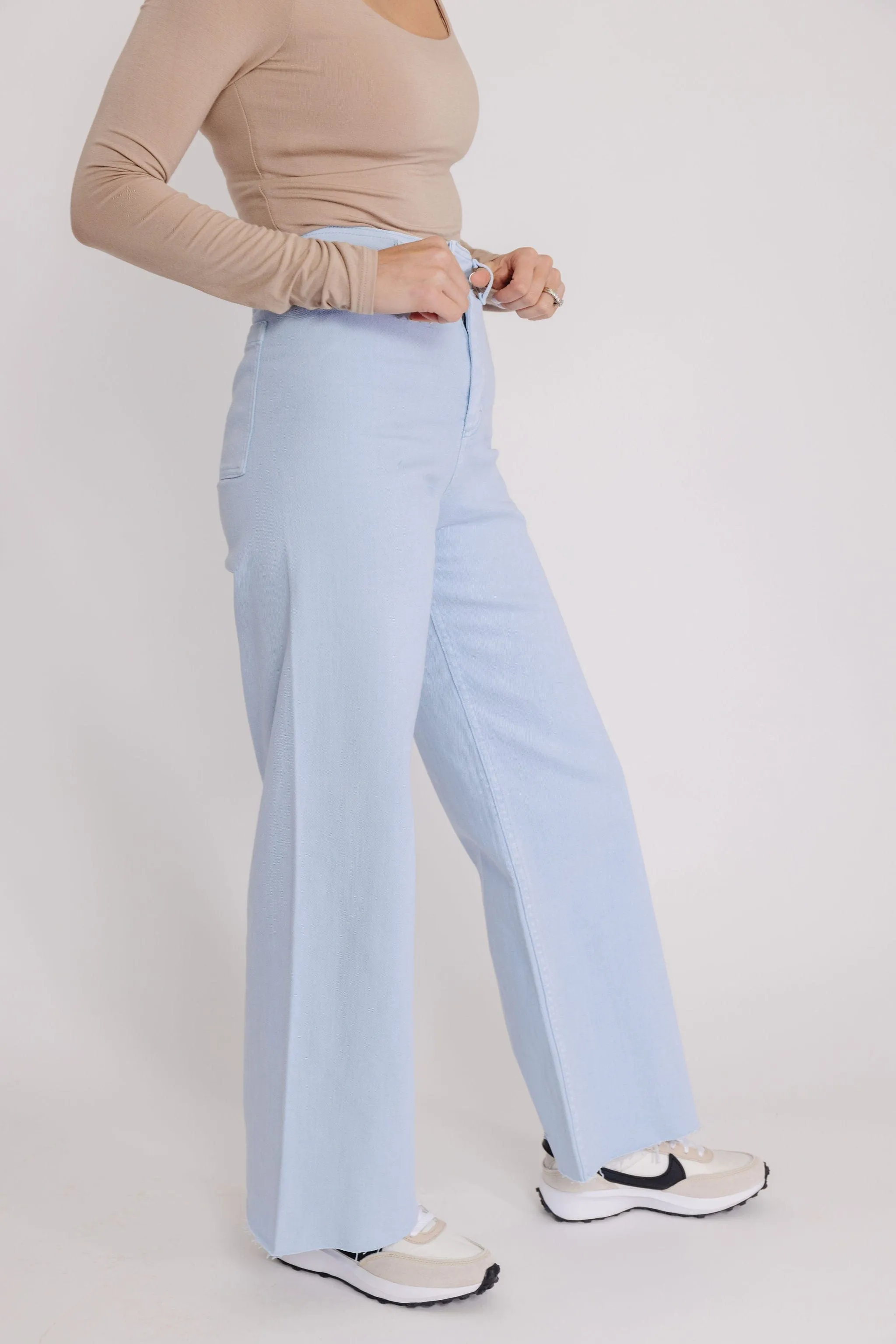 Hadley Pant in Baby Blue