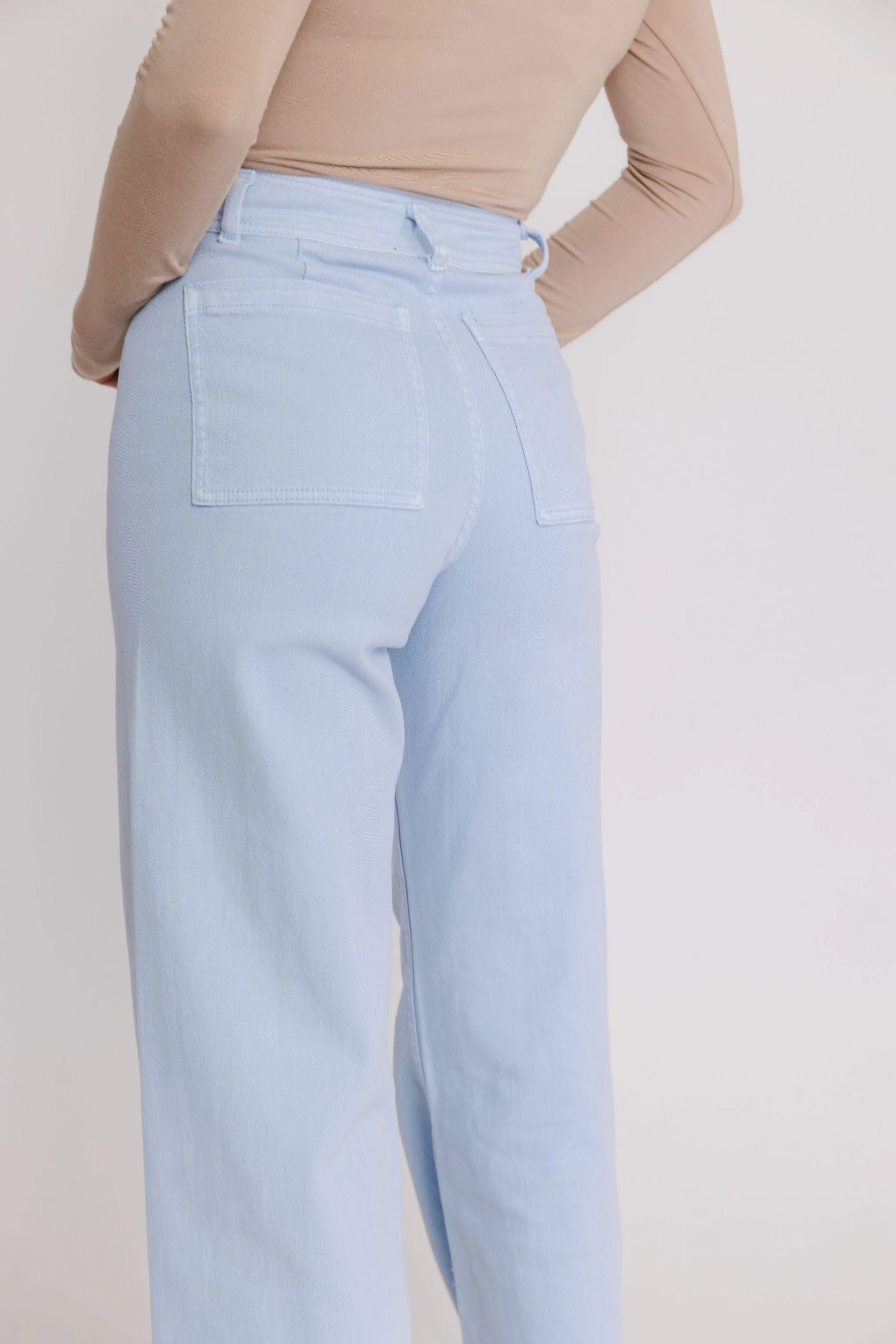 Hadley Pant in Baby Blue