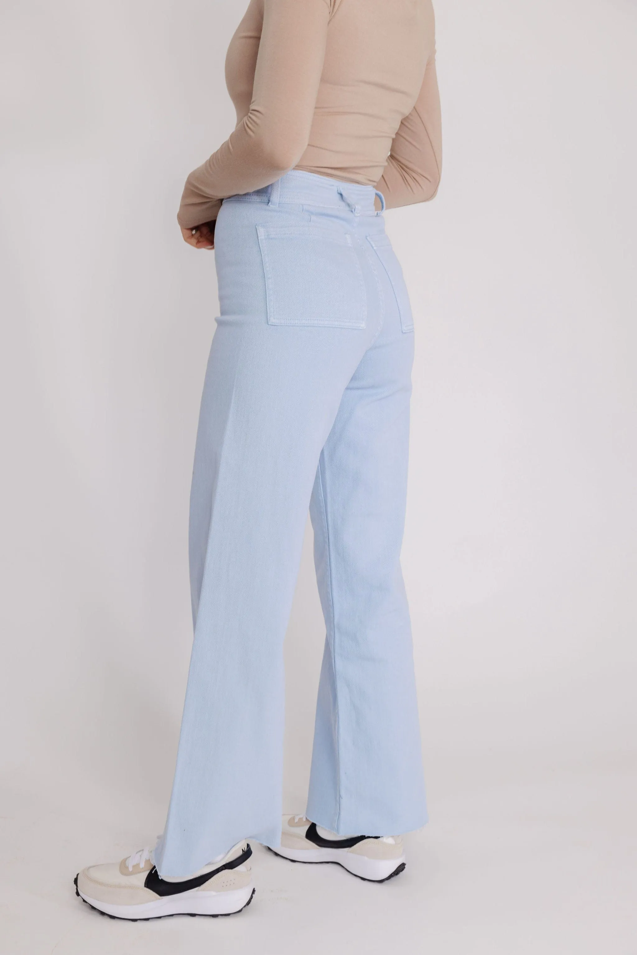 Hadley Pant in Baby Blue