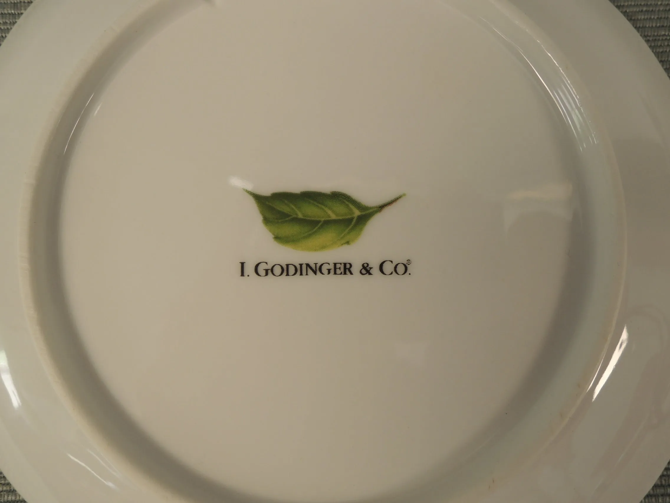 Jardin Canape Plates by  I. Godinger & Co. - Set of 4