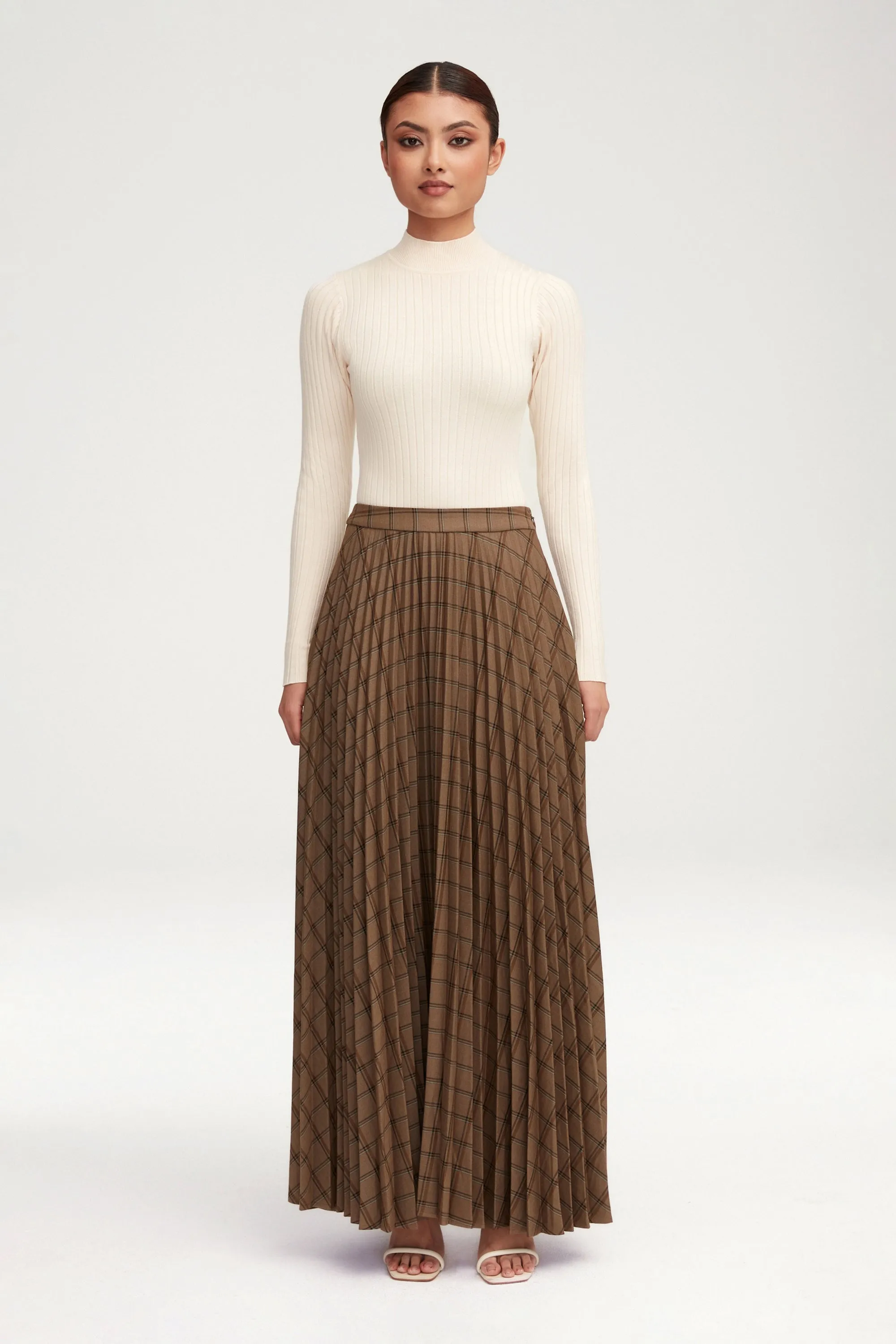 Pleated Plaid A Line Maxi Skirt - Brown